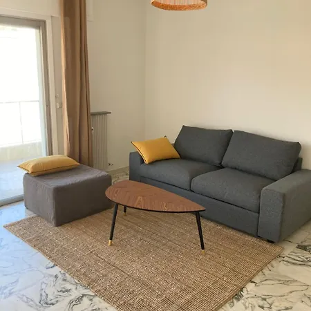 Apartment Vue Mer, 10 Min De Monaco ! *