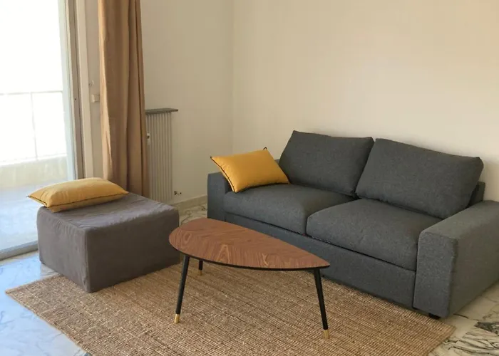 Apartment Vue Mer, 10 Min De Monaco ! *
